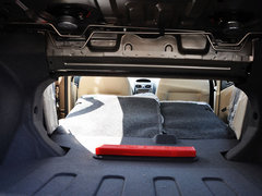 2013款 1.8L 手动 三厢 尊贵型