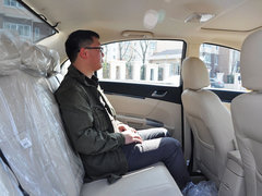 2013款 1.8L 手动 三厢 尊贵型
