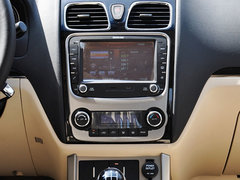 2013款 1.8L 手动 三厢 尊贵型