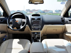 2013款 1.8L 手动 三厢 尊贵型