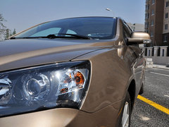2013款 1.8L 手动 三厢 尊贵型