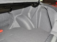 2013款 1.8L 手动 三厢 精英型