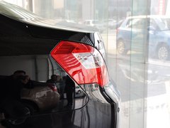 2013款 1.8L 手动 三厢 精英型