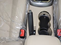 2013款 1.8L 手动 三厢 精英型
