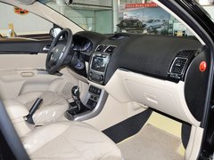 2013款 1.8L 手动 三厢 精英型