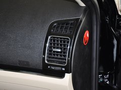 2013款 1.8L 手动 三厢 精英型