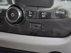 2013款 1.8L 手动 三厢 精英型