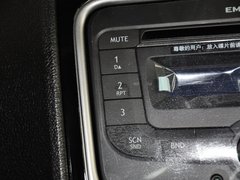 2013款 1.8L 手动 三厢 精英型