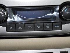 2013款 1.8L 手动 三厢 精英型