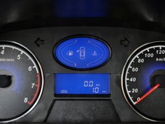 2013款 1.8L 手动 三厢 精英型
