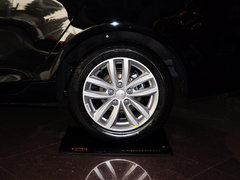 2013款 1.8L 手动 三厢 精英型