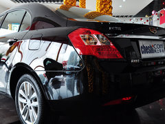 2013款 1.8L 手动 三厢 精英型