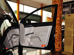 2013款 1.8L 手动 三厢 精英型
