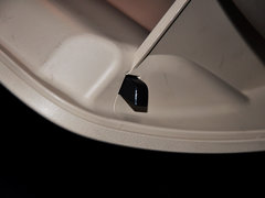 2013款 1.8L 手动 三厢 精英型