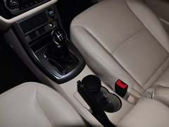 2013款 1.8L 手动 三厢 精英型