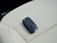 2013款 1.5L 手动 三厢 精英型