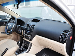 2013款 1.5L 手动 三厢 精英型