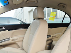 2013款 1.5L 手动 三厢 精英型