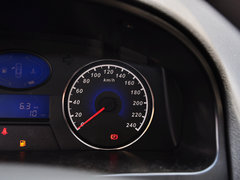 2013款 1.5L 手动 三厢 精英型