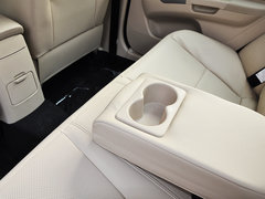 2013款 1.5L 手动 三厢 精英型