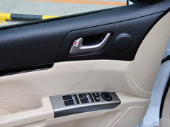 2013款 1.5L 手动 三厢 精英型