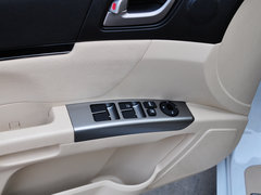 2013款 1.5L 手动 三厢 精英型