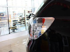 2013款 2.4L 自动 7座城市版
