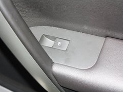 2013款 2.4L 自动 7座城市版