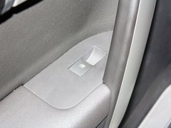 2013款 2.4L 自动 7座城市版