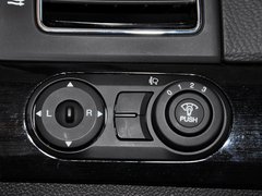 2013款 2.4L 自动 7座城市版