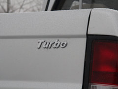 2013款 2.5T 手动 四驱标准型  5座