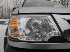 2013款 2.5T 手动 四驱标准型  5座