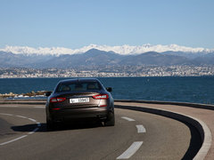 2013款 3.0T 标准型