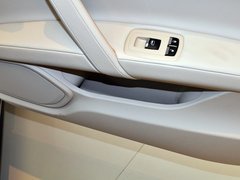 2013款 3.0T 标准型