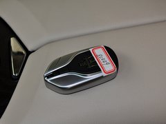 总裁 2013款 3.0T 标准型