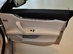 总裁 2013款 3.0T 标准型
