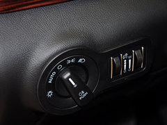 2013款 3.8T 标准型