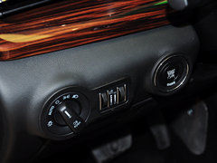 2013款 3.8T 标准型