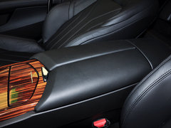 2013款 3.8T 标准型