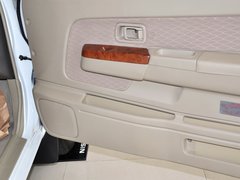 2013款 2.4L 手动 两驱标准型KA24