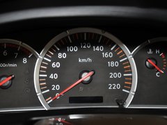 2013款 2.4L 手动 两驱标准型KA24