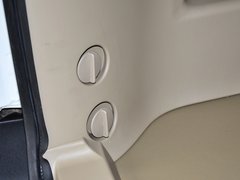 2013款 2.4L 手动 两驱标准型KA24
