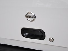 2013款 2.4L 手动 两驱标准型KA24