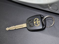 2013款 4.0L 自动 5座