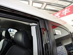 2013款 4.0L 自动 5座