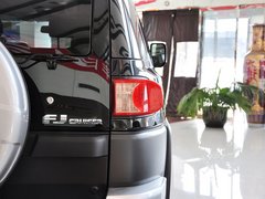 2013款 4.0L 自动 5座