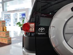 2013款 4.0L 自动 5座