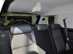 2013款 4.0L 自动 5座