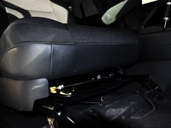 2013款 4.0L 自动 5座