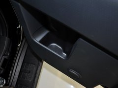 2013款 4.0L 自动 5座